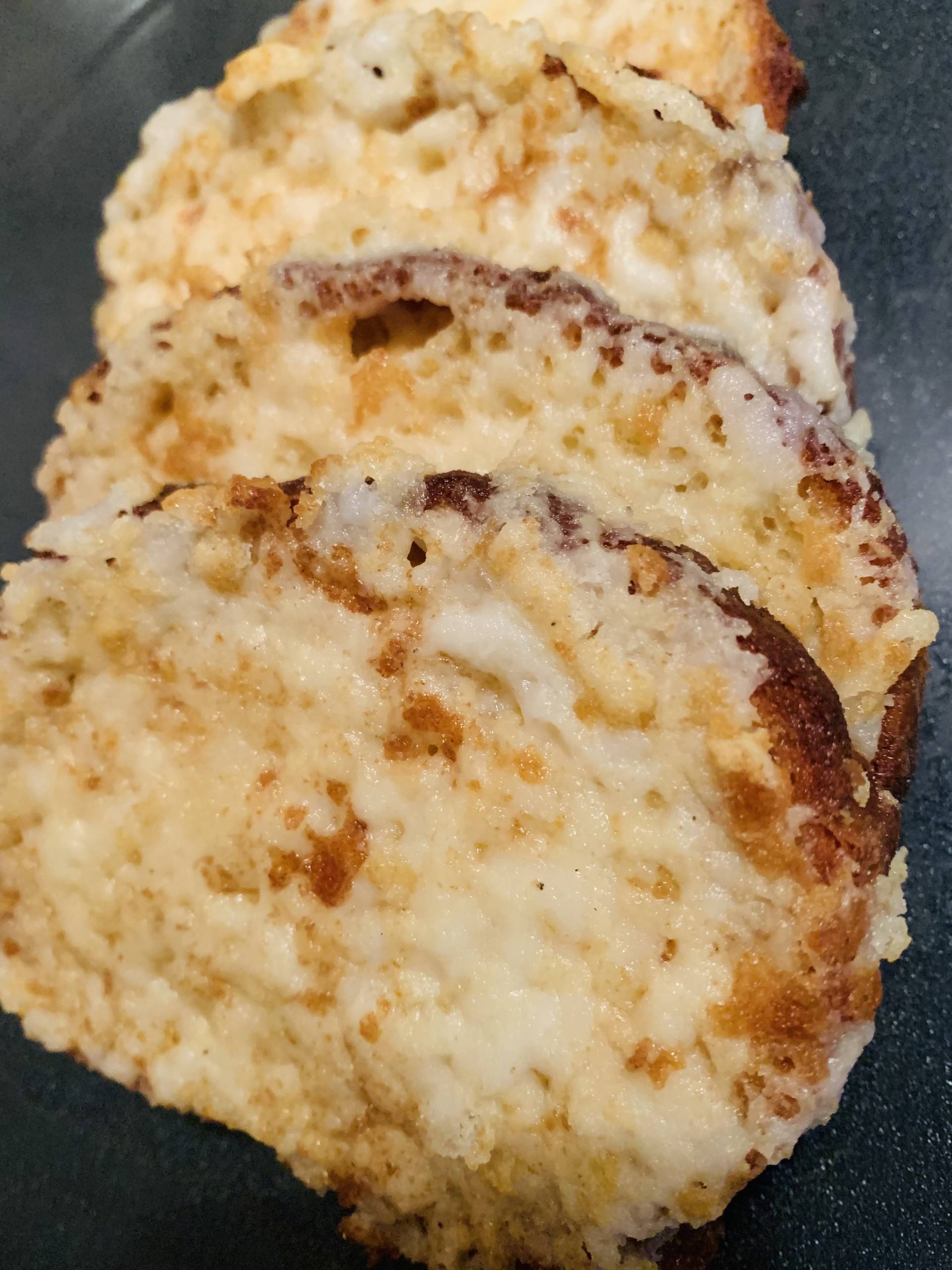 Garlic Cheesey Bread (Feeds 6)