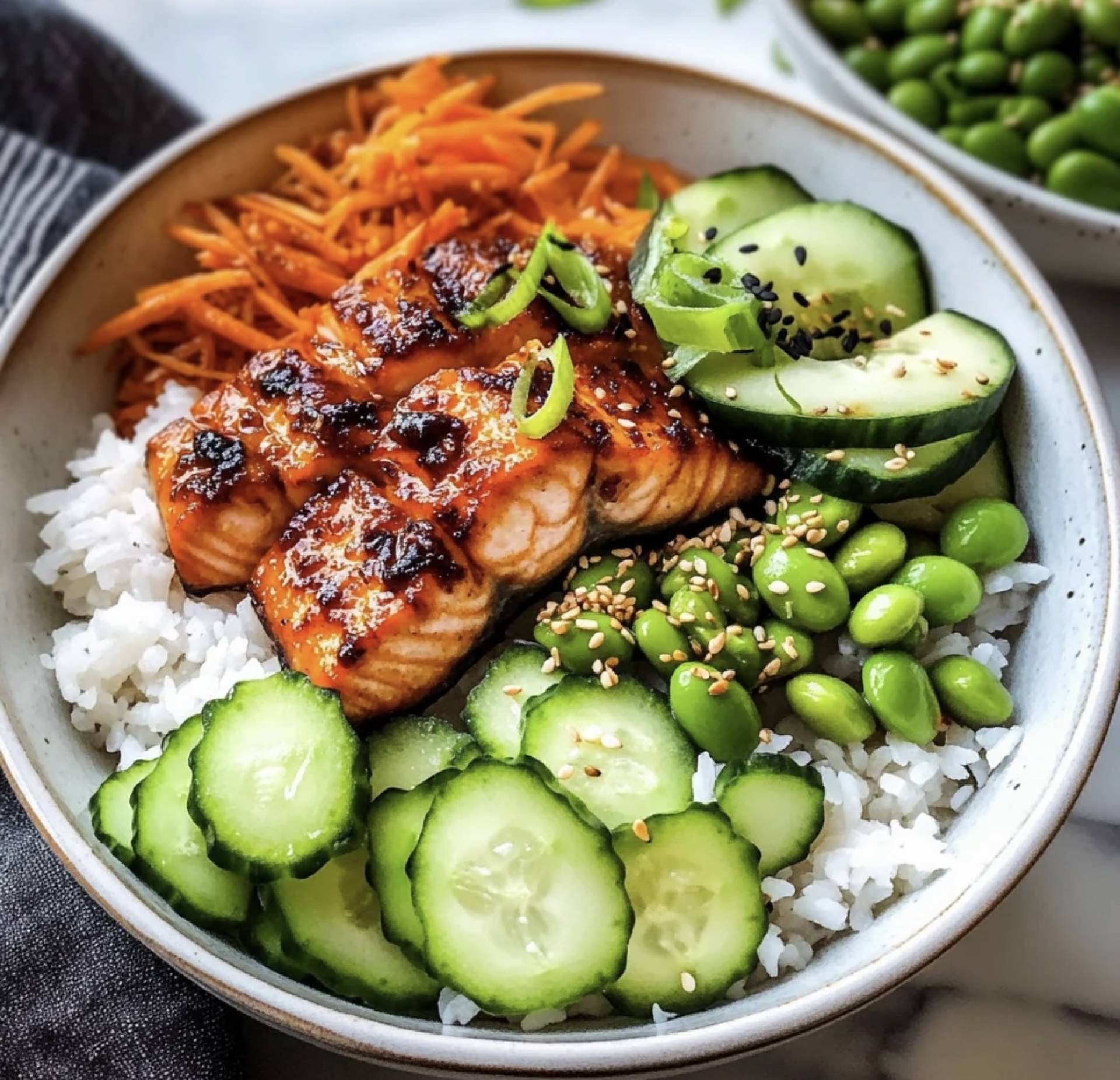 *Crispy Salmon Bowl