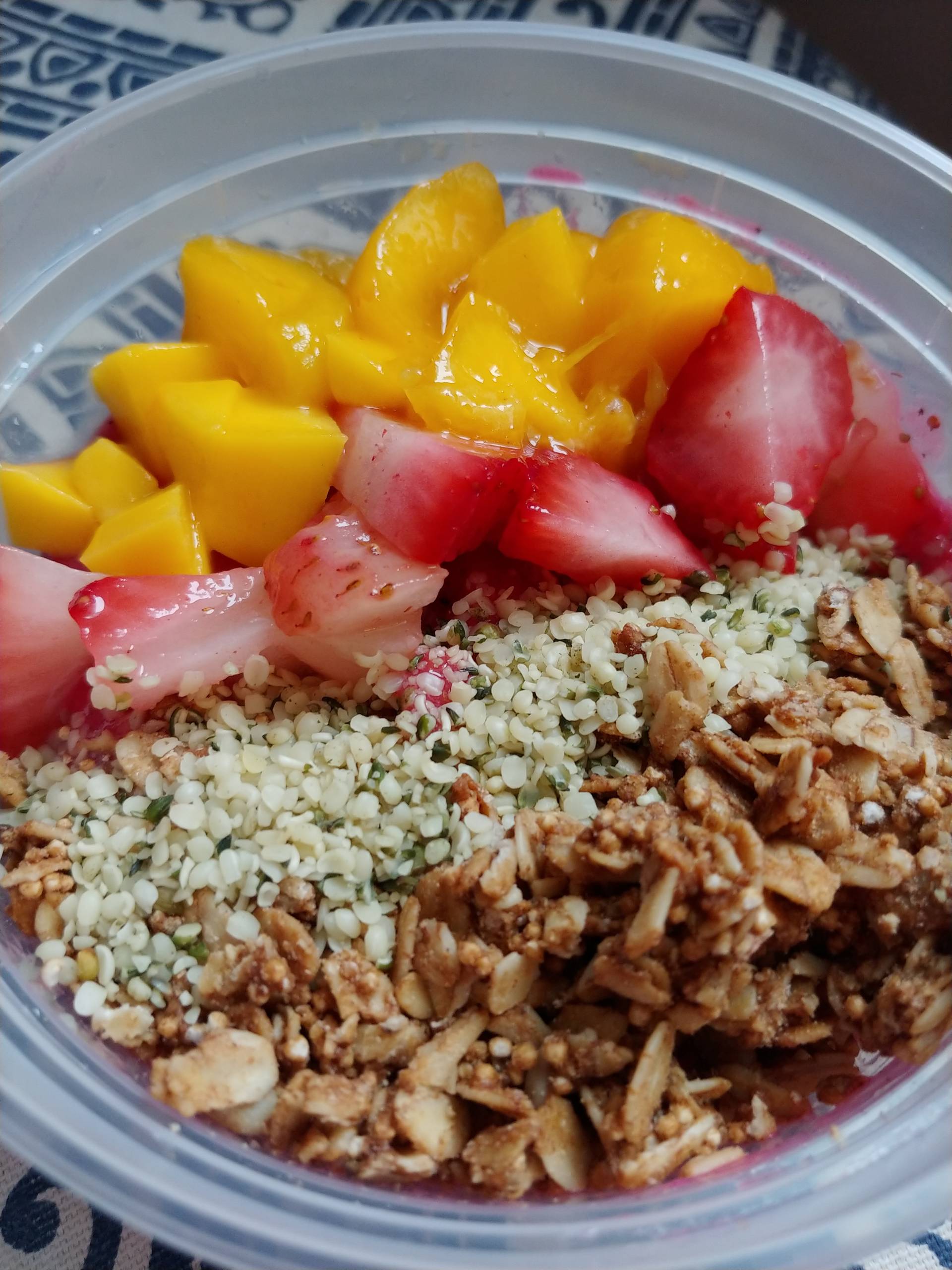 -HFW Mango Dragonfruit Mini Bowl