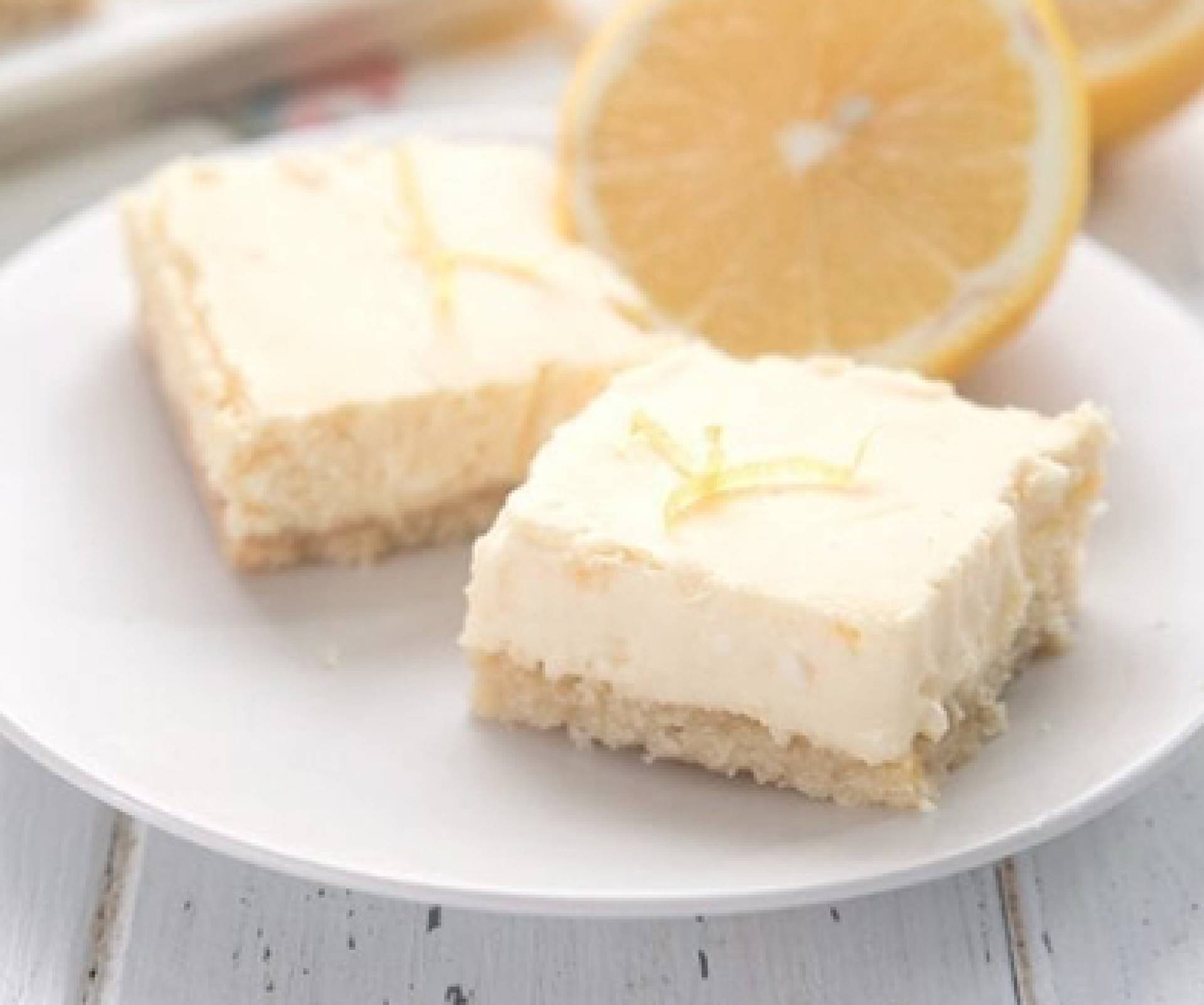 Lemon Cheesecake Bars