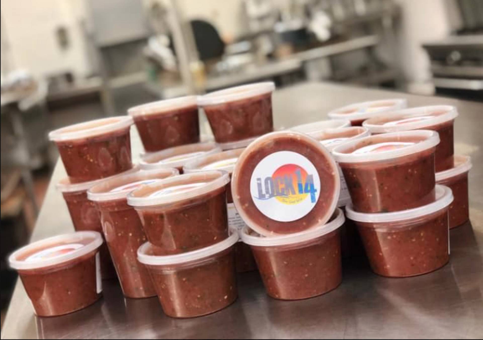 Spicy Lock 14 Dam Good Salsa 16 oz.